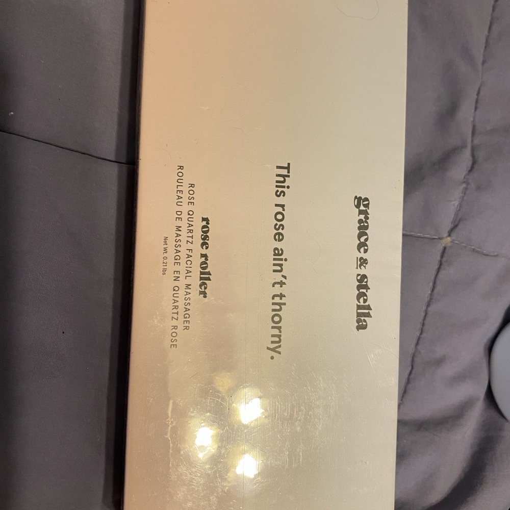 Grace and Stella Face Roller